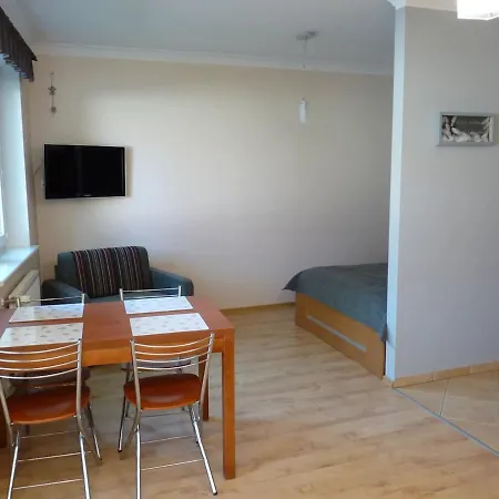 Apartament Pod Skrzydlami-kolobrzeg-plaza W 5 Min Daire *